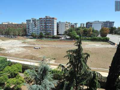Da campo di sabbia a parco Troisi: le immagini della trasformazione